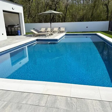 Jagoda By Interhome Ladici